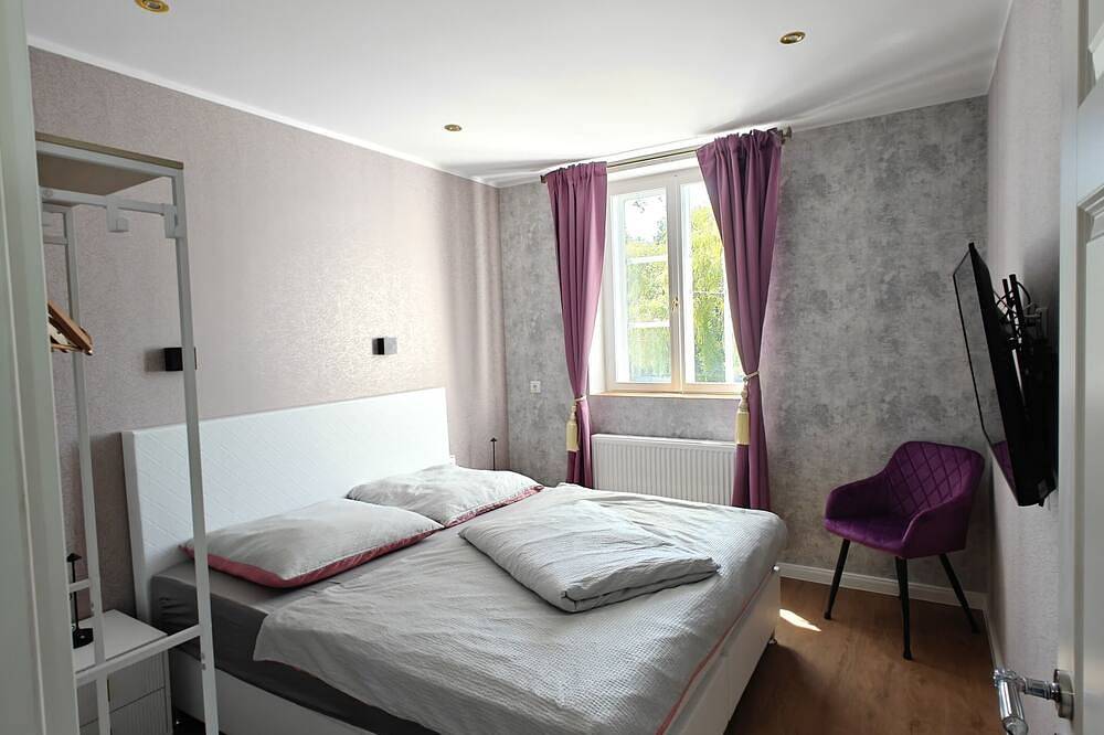 Ganze Wohnung, Herrenhaus Apartment im 1 Obergeschoss von Herrenhaus Henriettenhof in Cismar, Grömitz