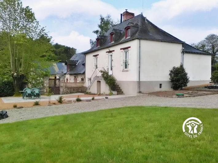 Location de vacances pour 6 personnes, avec terrasse à L'Huisserie - 4