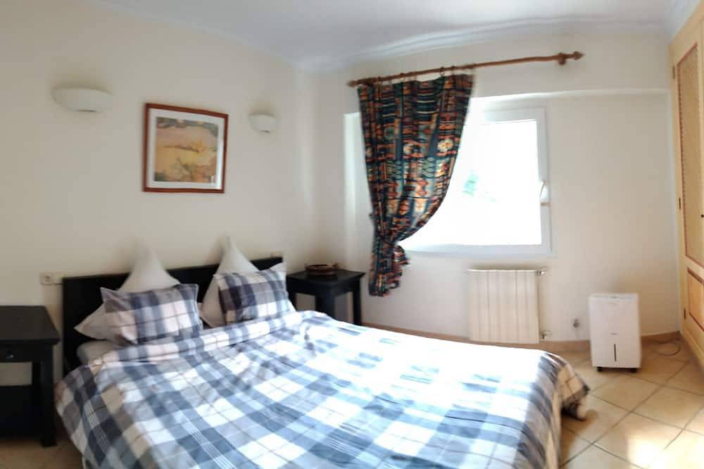 Ganze Wohnung, 1 Bed Guest Apartment #1 - Portals Nous. in Bendinat, Calvià