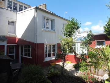 Cottage pour 4 personnes, avec jardin à Concarneau
