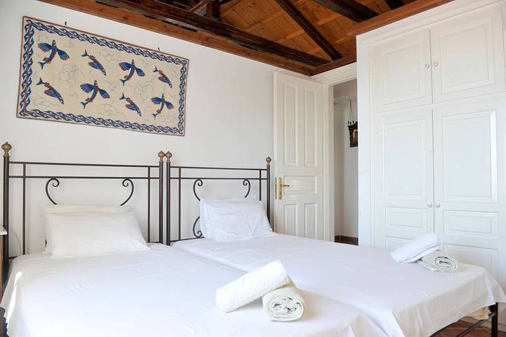 Location de vacances pour 9 personnes, avec balcon et jardin à Hydra - 3