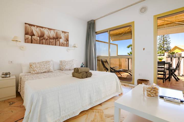 Vacation rental for 2 people, with Balcony and Pool in Marbella