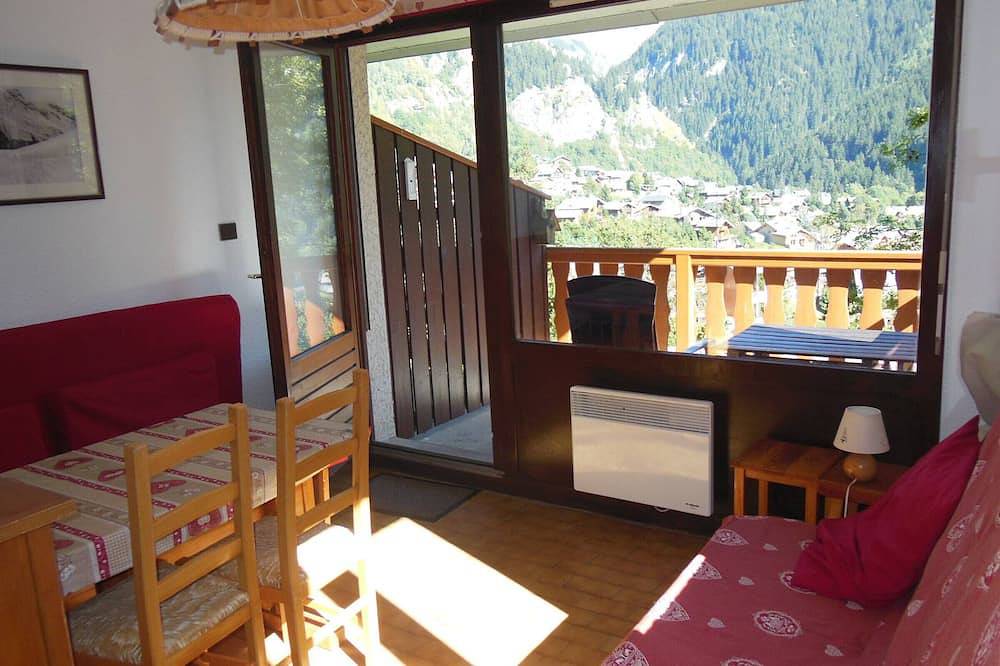 Apartamento entero, Estudio acogedor con balcón, kitchenette y vista a la montaña - 3 pers, 23m² en Champagny in Champagny-en-Vanoise, Parque Nacional de Vanoise