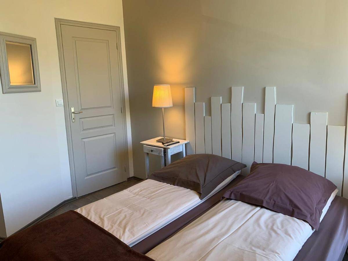 Double or Twin Room with Private Bathroom in Le Pouliguen, Côte d'Amour