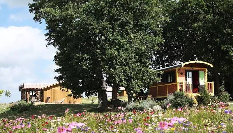 Family cottage-vacances weekly. 4 to 6 people - 4 pers. included in the tariff in Pauilhac, Gers