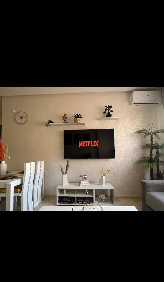 Appartement de vacances pour 4 personnes, avec piscine ainsi que terrasse et vue