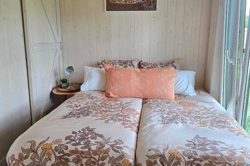 Tiny House Drents-Friese Wold with terrace and parking lot in Drenthe