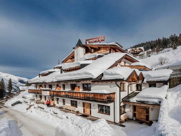 Hütte für 4 Personen, mit Whirlpool und Terrasse sowie Garten und Sauna in Hochfügen - 3