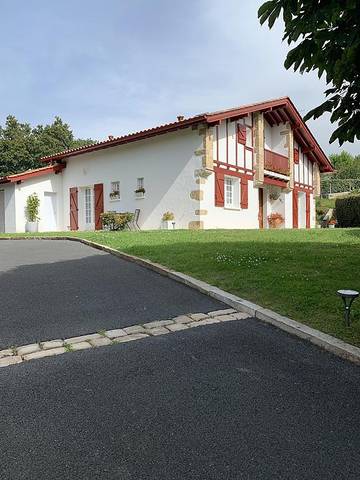 Chambre d’hôte pour 2 personnes, avec jardin, animaux acceptés à Arcangues