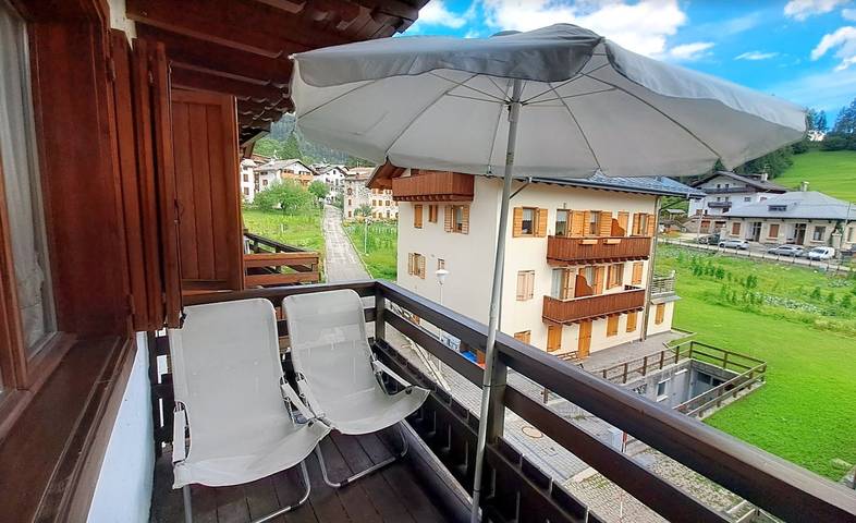 Hel lägenhet, Apartment 'Antelao Relax a Vinigo' with Mountain View, Private Terrace and Wi-Fi in Vodo di Cadore, Östra Dolomiterna