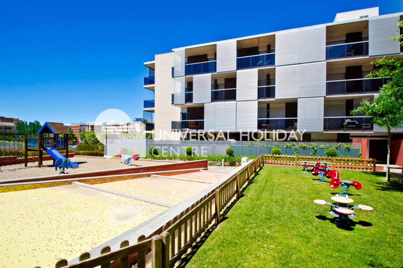 Apartamento entero, Apartamento de vacaciones para 4 personas con jardín in Plaza Europa - Port Aventura, Salou