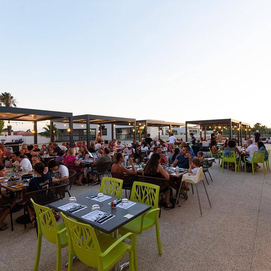 Mobil Home Xxl 4 chambres - Camping Les Tropiques in Torreilles, Côte d'Améthyste