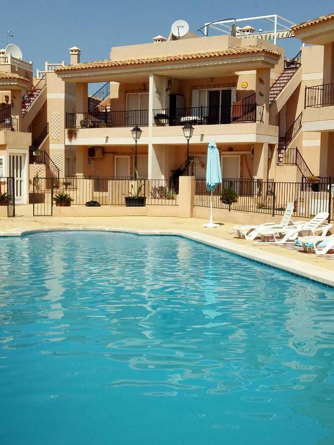 Ferienwohnung für 4 Personen, mit Terrasse und Pool - 1