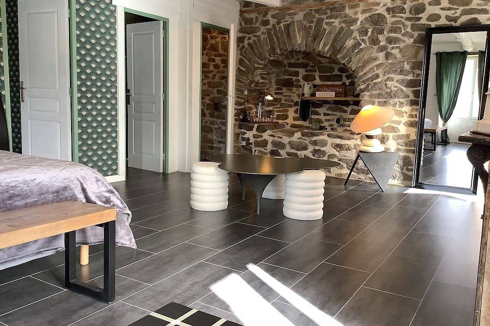 2 Chambres De Charme Region Salers in Chaussenac, Région de Mauriac