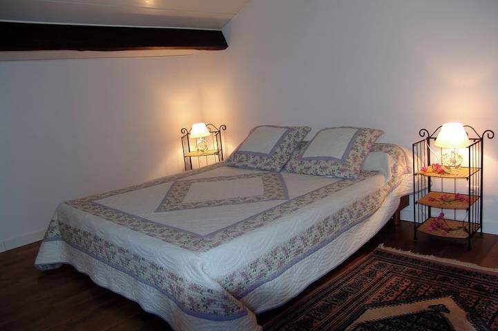 Gîte pour 4 personnes, avec Terrasse ainsi que Jardin et Piscine à Venzolasca - 4
