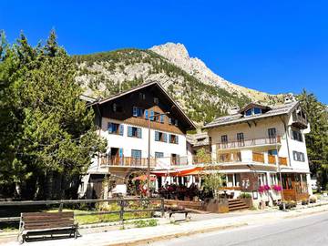 Hôtel pour 3 personnes, avec jardin, animaux acceptés à Claviere