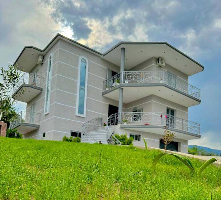 Maison d’hôte pour 3 personnes, avec terrasse ainsi que jardin et vue dans Gjirokastër - 2