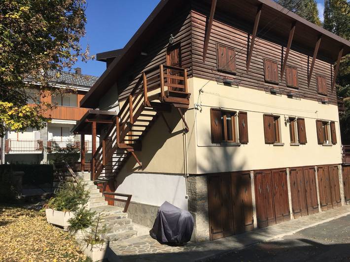 Appartamento per 7 persone, con giardino a Bardonecchia