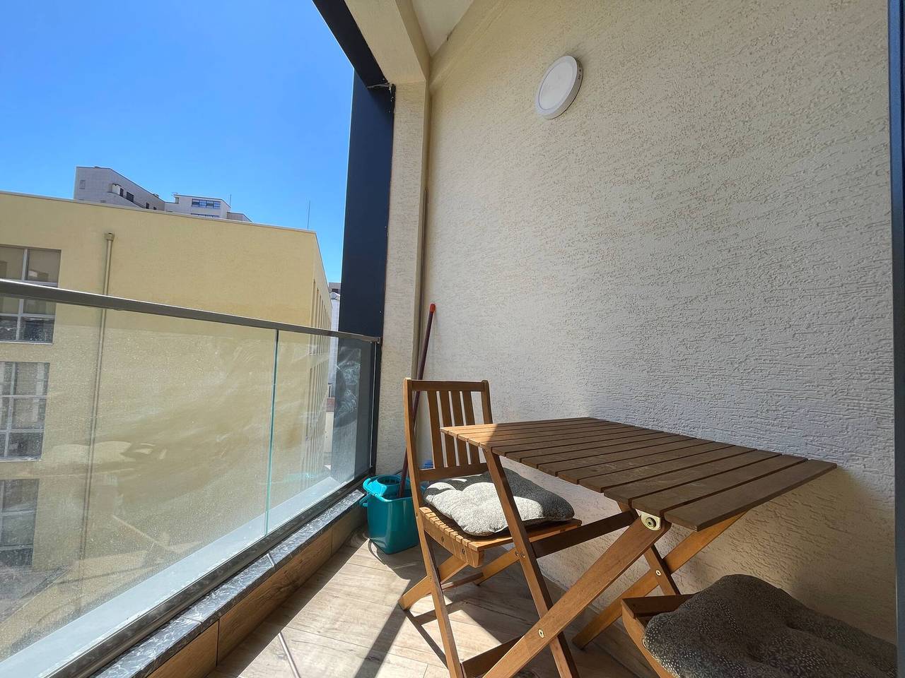Ganze Wohnung, Comfort Apartment mit 2 Schlafzimmern von Enjoy Travel in Tiranë, Albanien