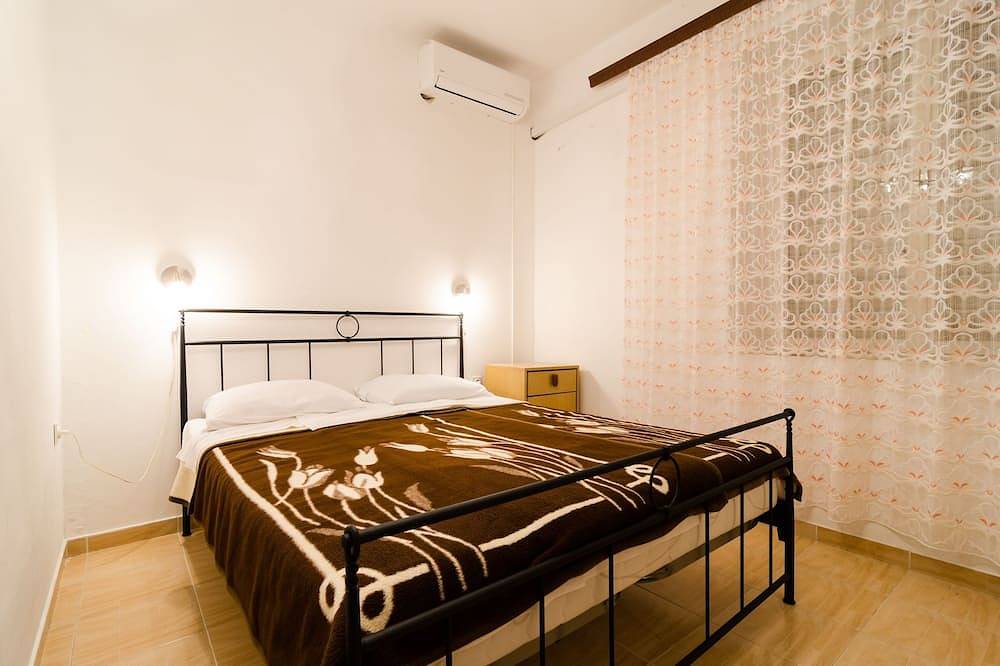 Guest House Kiko - Budget Doppelzimmer - Nr. 1 in Pomena, Mljet