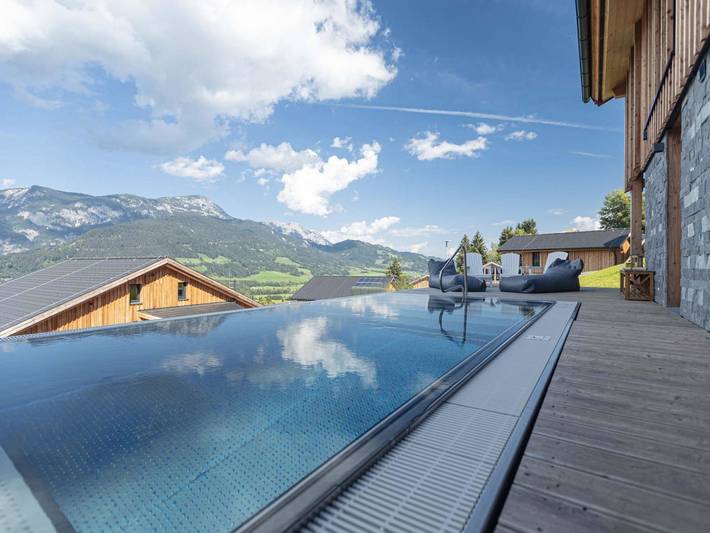 Ferienhaus für 10 Personen, mit Sauna und Pool sowie Balkon und Garten in der Steiermark