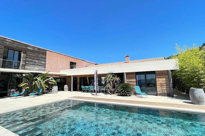 Villa pour 10 personnes, avec jardin à Carqueiranne