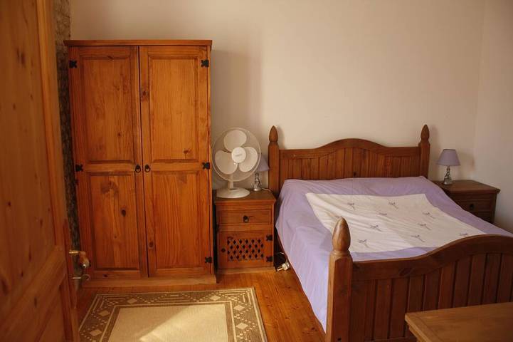 Gîte pour 5 personnes, avec Jardin et Piscine à Antezant-la-Chapelle - 2