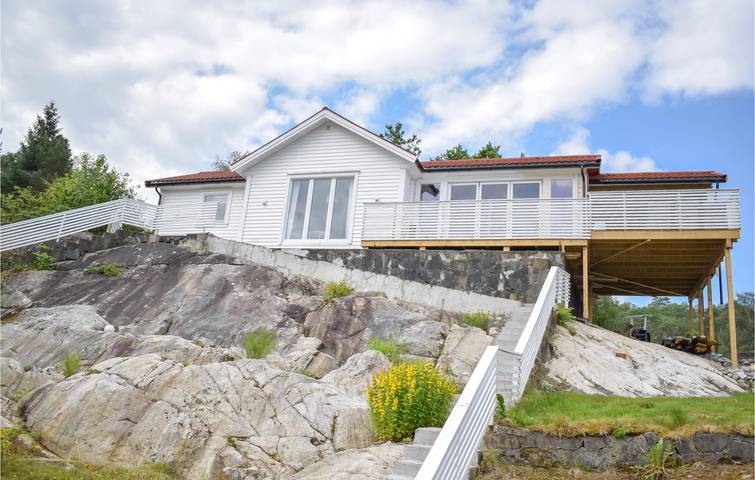 Ferienhaus für 8 Personen, mit Terrasse und Garten in Etne - 2