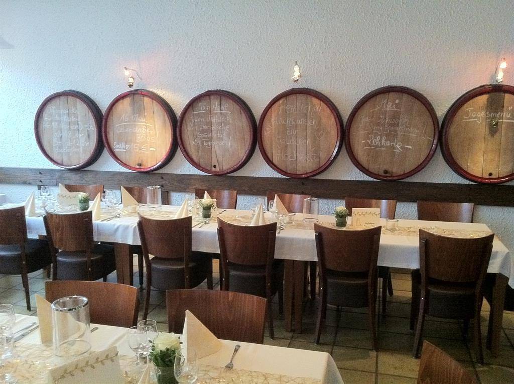 Gästehaus-Gasthof "Wein im Turm" in Longuich, Moseleifel