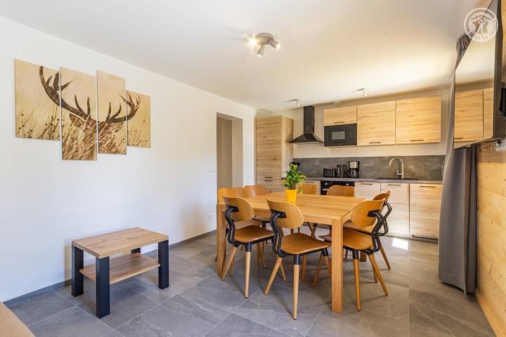 Gîte pour 6 personnes, avec terrasse à La Léchère - 2