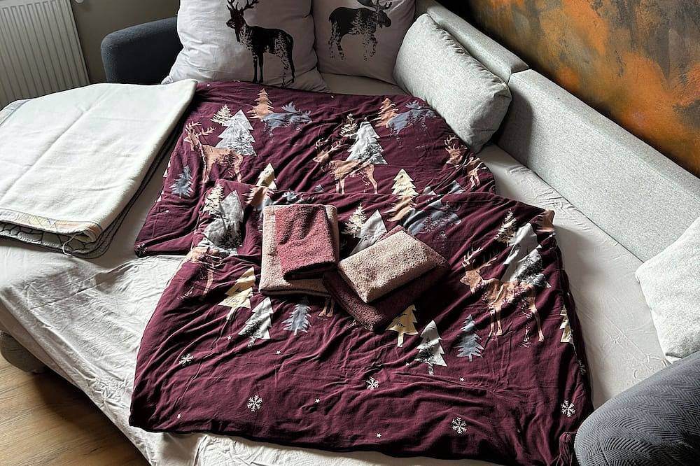 Ganze Wohnung, Haustierfreundliche Ferienwohnung (8km bis Beverungen), direkt am Weser Radweg in Beverungen, Kreis Höxter