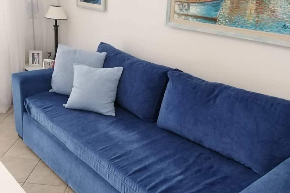 Ganze Wohnung, Luxury Apartment with Pool View in Xylokastro, Korinthia