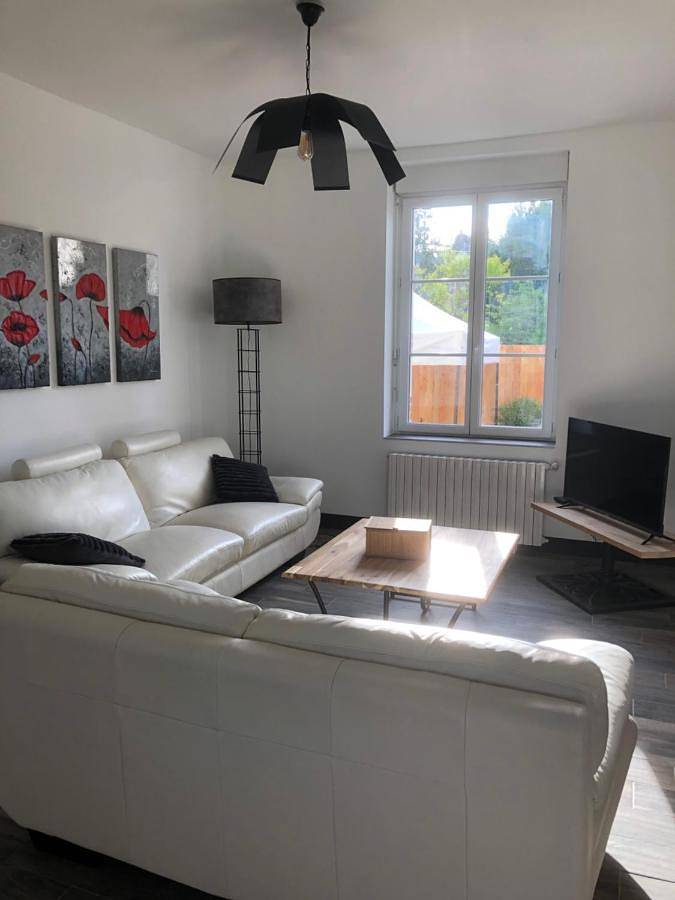 Three-Bedroom Home in Mondoubleau, Région de Vendôme