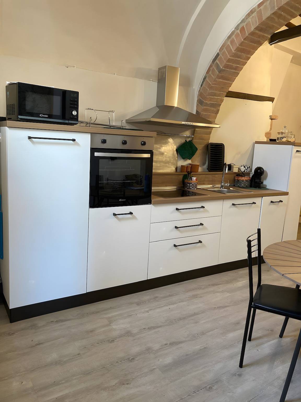 Entire apartment, La Casa Di Memmo in the Heart of the Sienese Countryside in Petroio, Trequanda