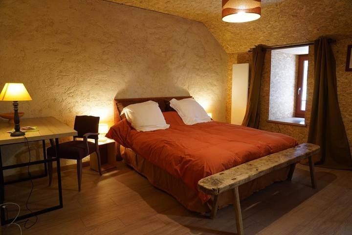 Location de vacances pour 2 personnes, avec jardin à Barriac-les-Bosquets - 4