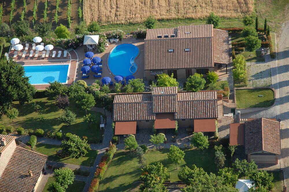 Apartamento entero, Vacaciones Ideales El granjero in Paciano, Provincia de Perugia
