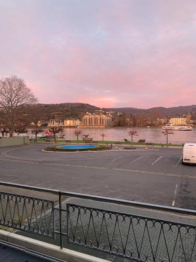 Ferienwohnung für 4 Personen, mit Balkon und Terrasse sowie Garten und Ausblick in Remagen