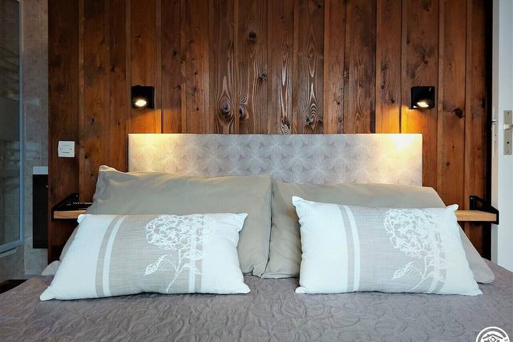 Location de vacances pour 2 personnes, avec jardin, animaux acceptés dans Nantua - 2