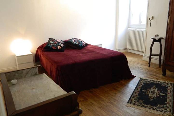 Location de vacances pour 6 personnes, avec terrasse, animaux acceptés à La Bachellerie - 4