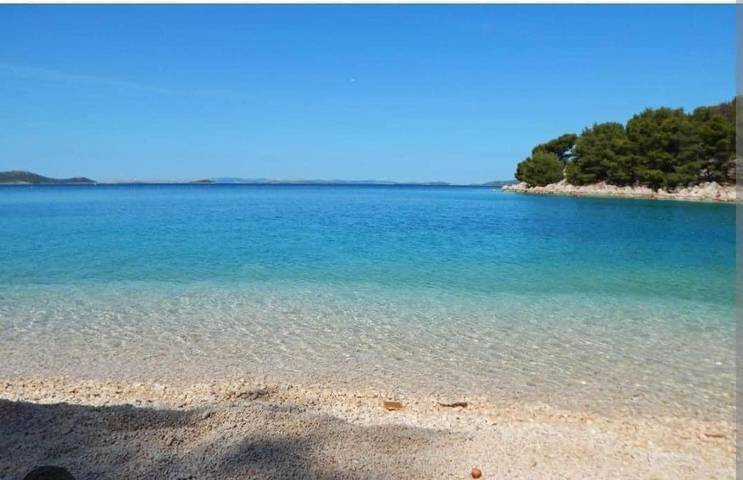 Camping pour 6 personnes, avec vue et terrasse, animaux acceptés à Pakoštane - 3