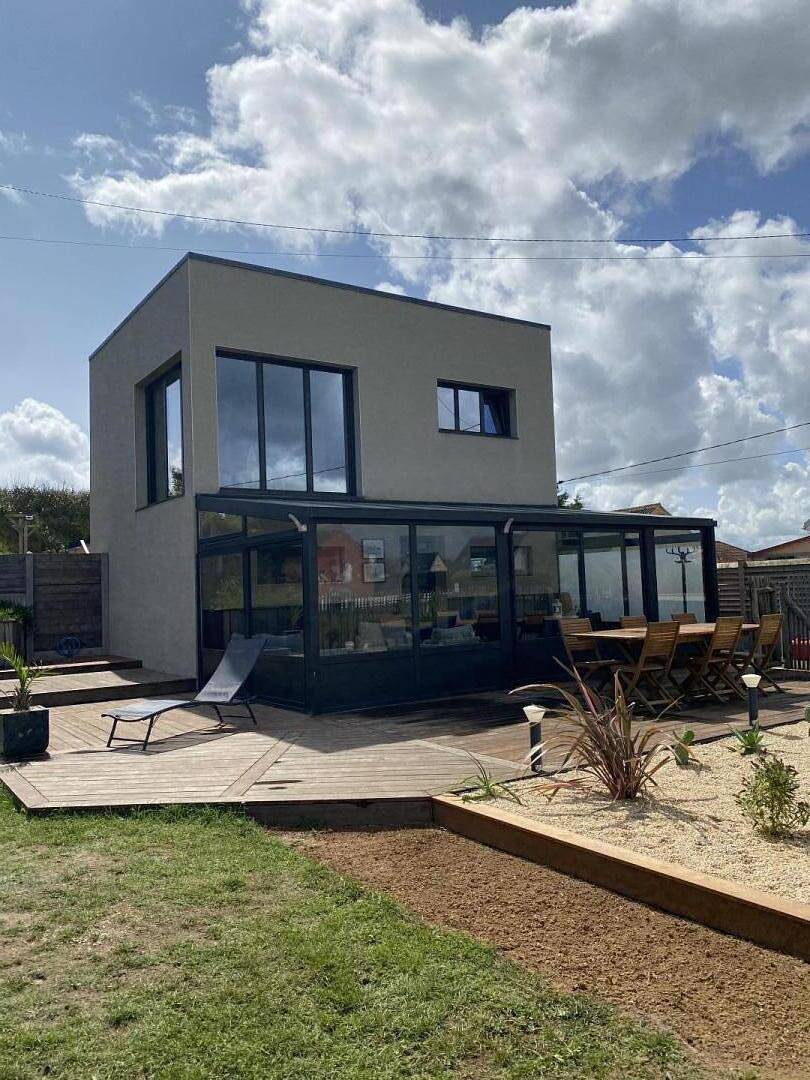 Glamping for 4 People in Saint-Marcouf, Manche