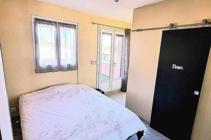 Location de vacances pour 7 personnes à Rognac - 2