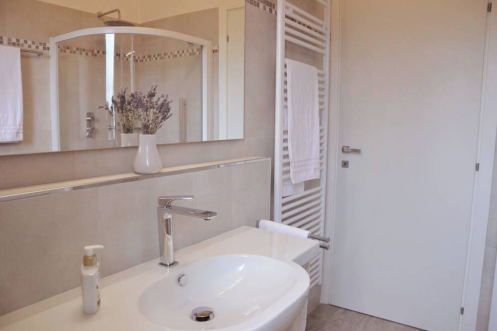 Villa mit Meerblick, 4-6 Gäste in Cupra Marittima, Riviera delle Palme