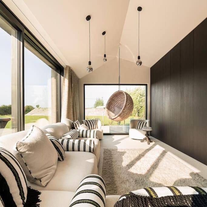 Location de vacances pour 4 personnes, avec jardin et vue ainsi que terrasse et piscine à Koekelare - 3