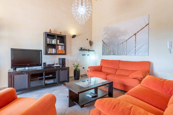 Mediterranean Finca "Es Puch" with Mountain view, Balcony, Garden, Terrace & Pool in Búger, Majorca Center