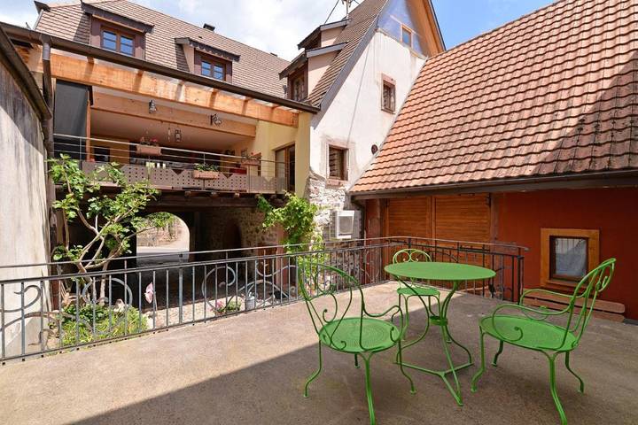 Location de vacances pour 6 personnes, avec jardin et vue à Gueberschwihr - 3