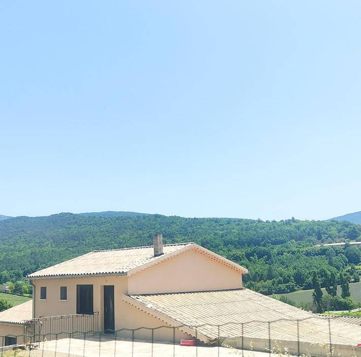 Gîte pour 4 personnes, avec terrasse et vue à Saint-Auban-sur-l'Ouvèze - 2