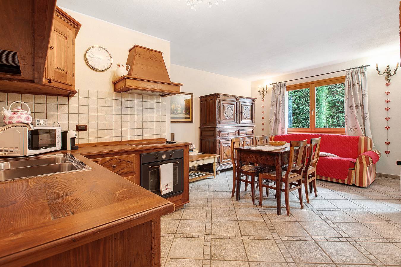 Geheel appartement, Appartement 'Bilocale 4' met Uitzicht op de Bergen, Gedeeld Terras en Wi-Fi in Gressan, Comune di Gressan