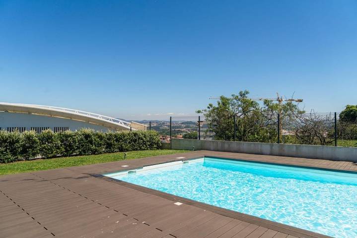 Casa de férias para 2 pessoas, com piscina e jardim em Campanhã
