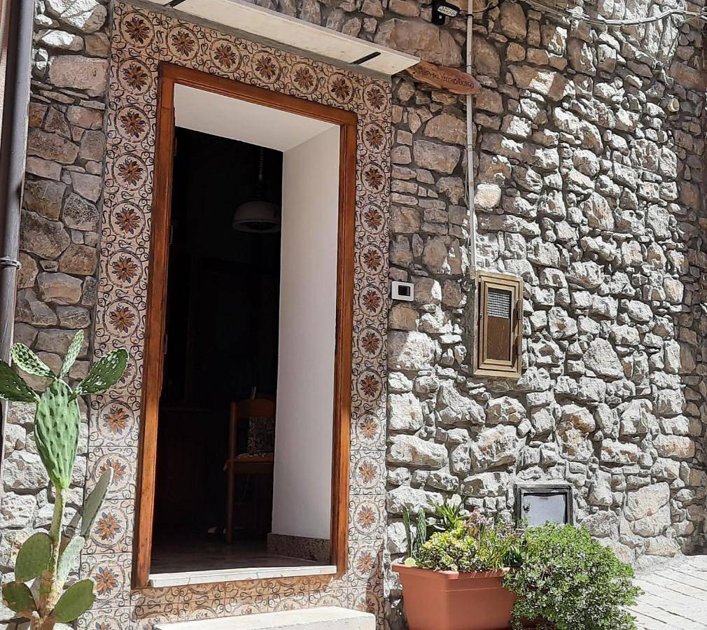 Casa del Vecchio Borgo in Caccamo, Provincia di Palermo